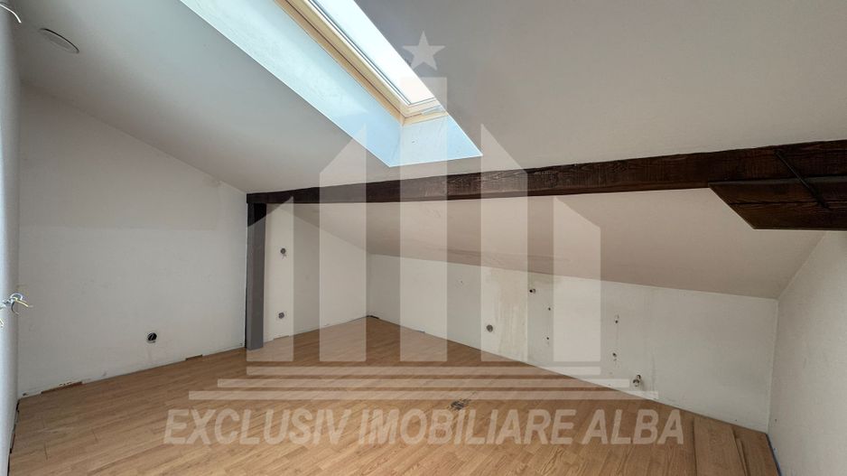Apartament 5 camere | Scara interioara| 120mp | 5 bai| Dealul Furcilor - Poză 12