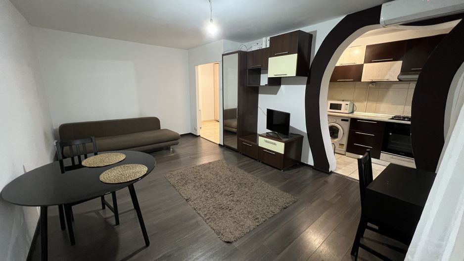 Garsoniera decomandata bloc 1986 Lujerului, Militari - Poză 4