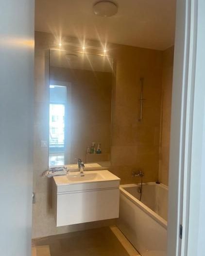 Apartment Închiriat -  Mobilier nou cu loc de parcare inclus - Poză 7