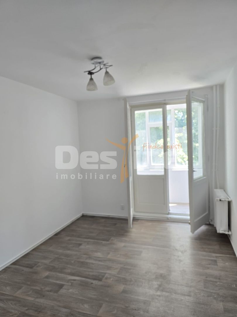 APARTAMENT 3 CAMERE SEMIDECOMANDAT - Poză 14