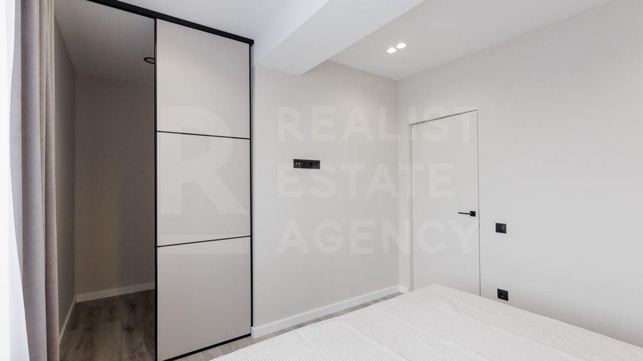 Vânzare, apartament, 2 camere + living, strada Calea Ieşilor, Sculeni - Poză 7