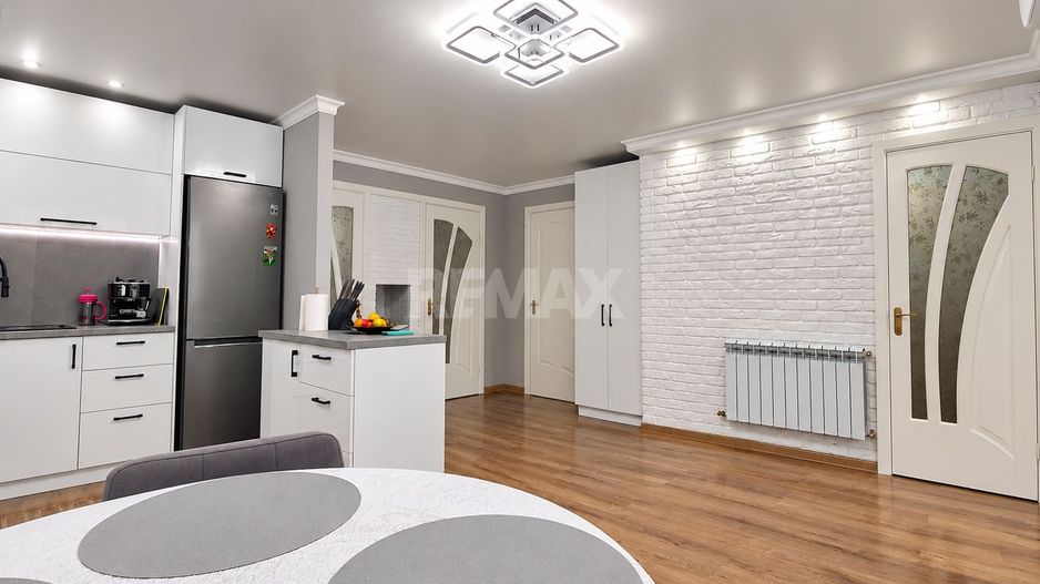 CASĂ TIP DUPLEX ÎN SÎNGERA | 220 m² | 4 DORMITOARE | 6 ARI - Poză 19