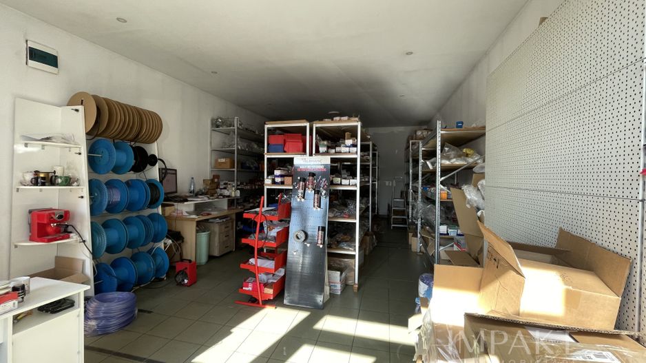 Inchiriere spatiu comercial in Dambu Rotund! - Poză 2