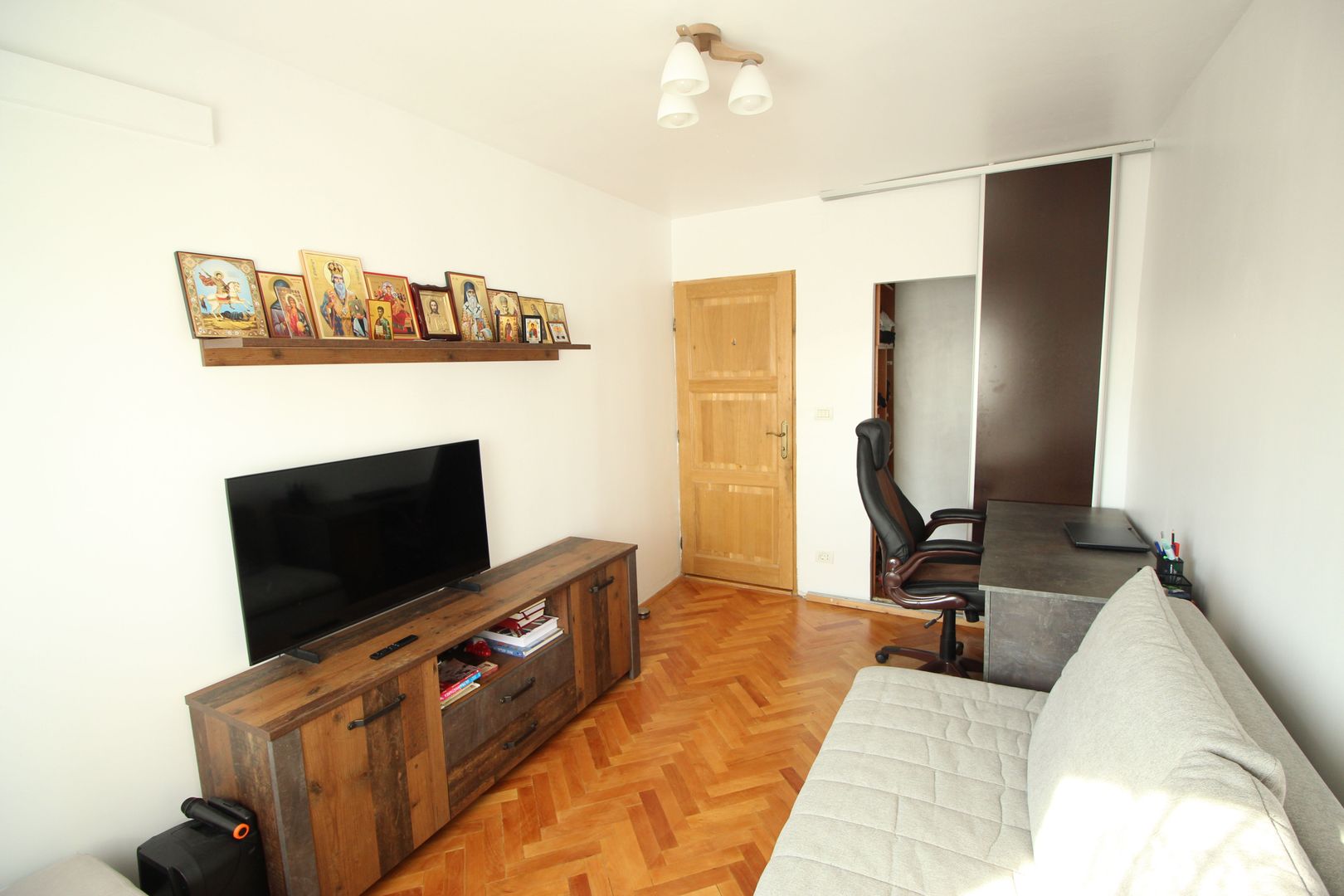 APARTAMENT 3 camere- 92mp SU - Poză 12
