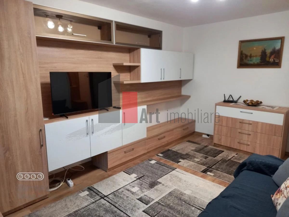 Apartament cu 3 camere de inchiriat in zona Turda (oferta!!!!) - Poză 1
