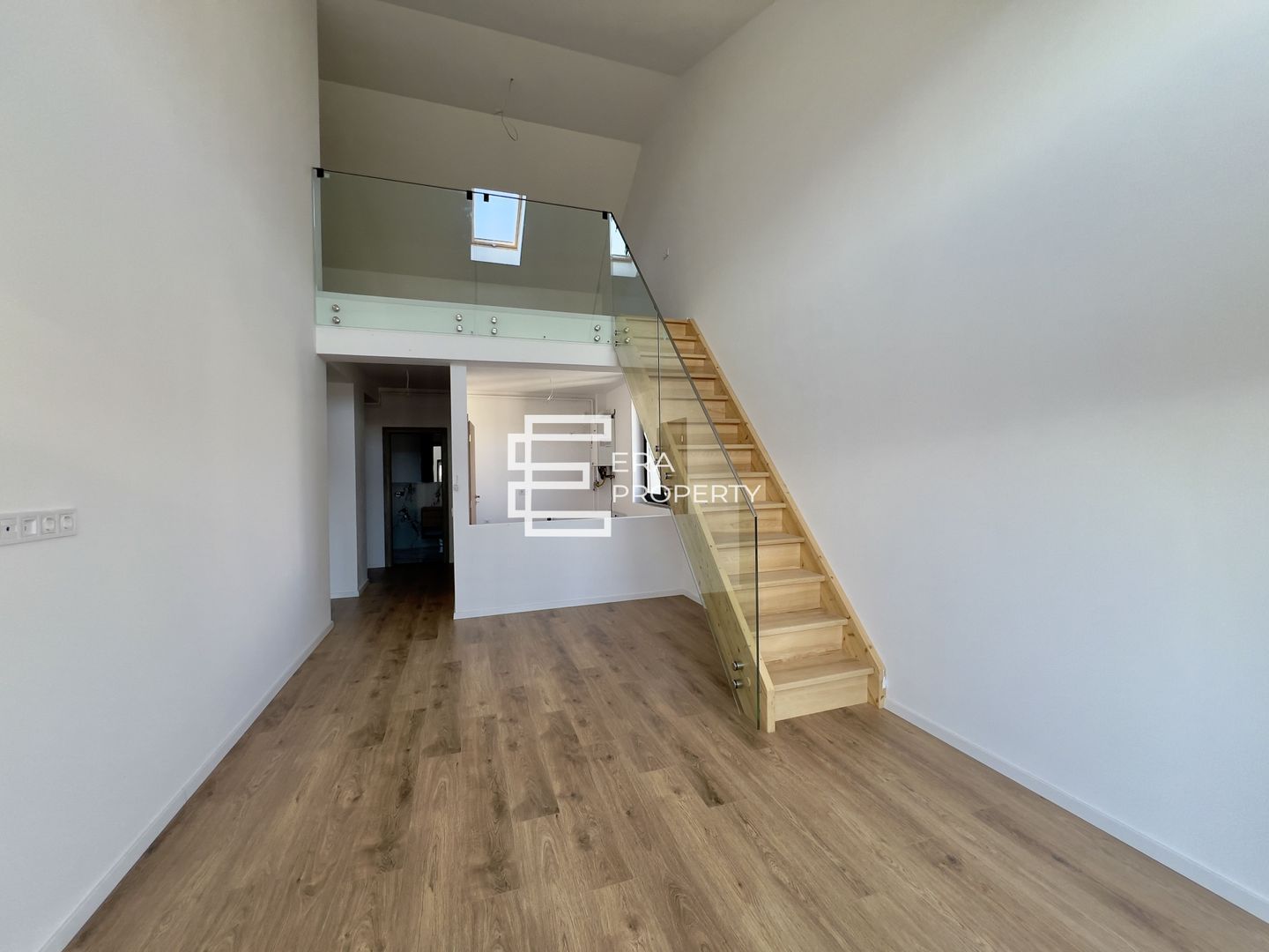 Penthouse 5 camere - 129 mp- terasa 15mp-zona Industriala Vest, Sibiu - Poză 1