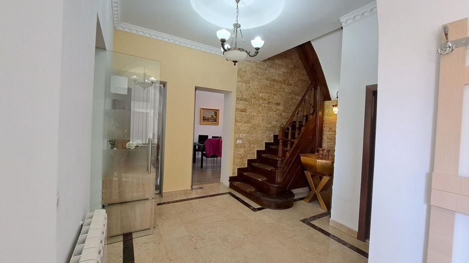 Vilă Lux în Centru Capitalei – Ideală pentru Rezidențial sau Buisness - Poză 35