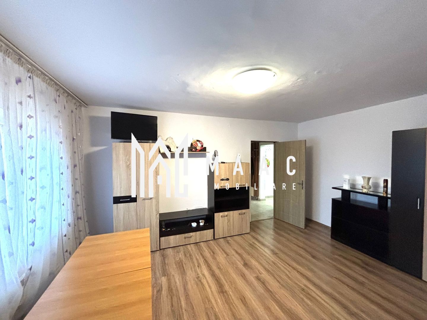 Apartament 3 Camere | Decomandat | 2 Bai | Terezian - Poză 1