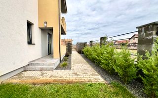 Apartament exclusivist cu grădină — confortul unei case - Mosnița Nouǎ - Poză 31