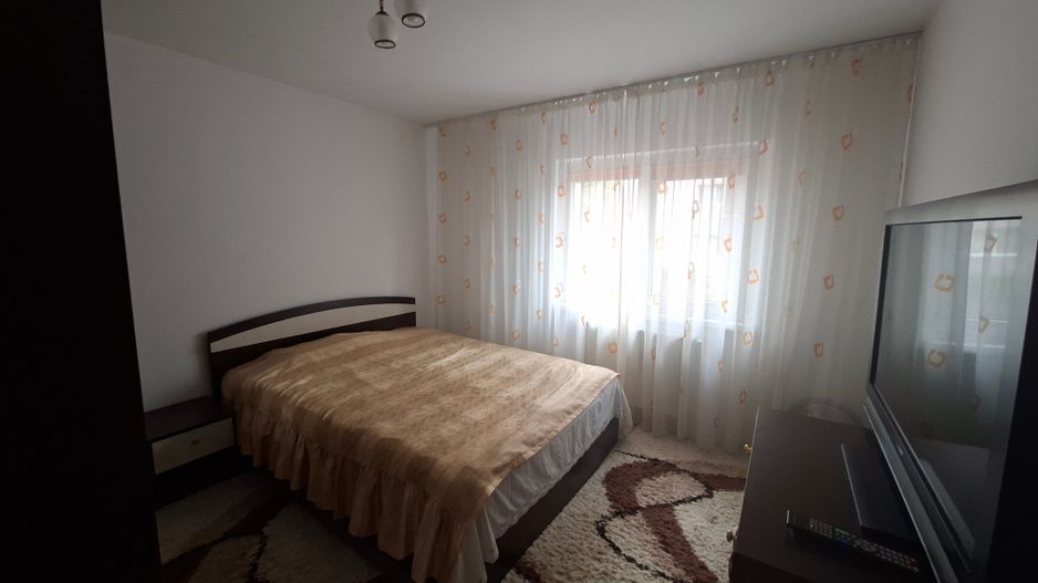 Apartament 3 camere, renovat și mobilat | 2 băi | Zona - Spitalul Județean - Poză 5