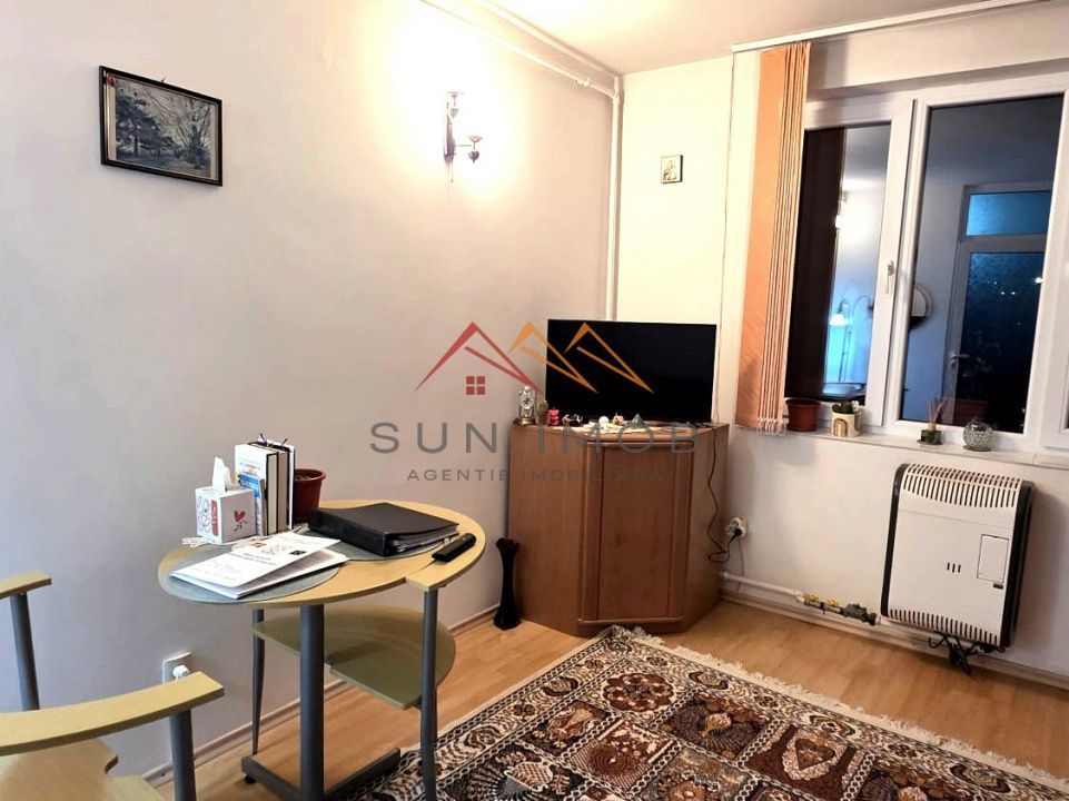 Garsoniera, 20 mp utili, etaj 1, mobilata, Campina, Prahova - Poză 1