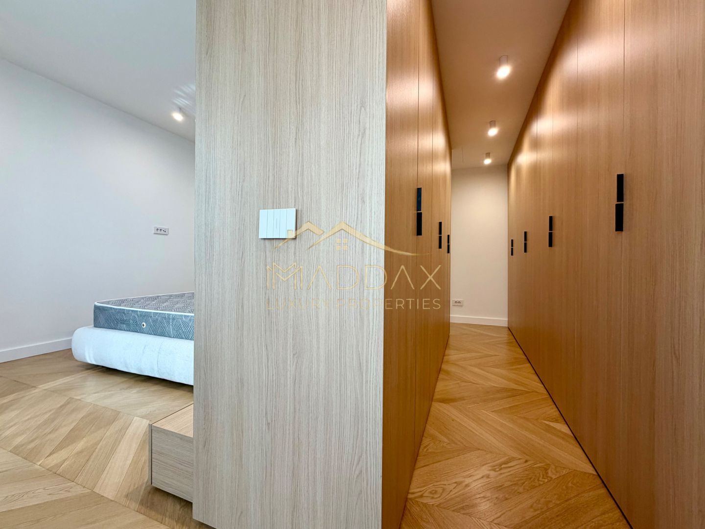Apartament cu 3 camere *110mp* + 3 terase / Parking / Herastrau - Poză 18