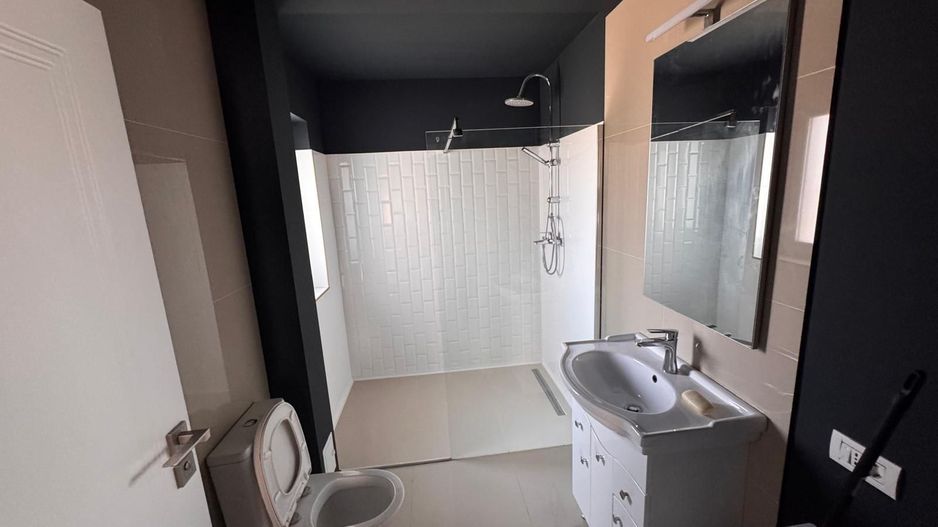 Giroc | Str. Cometei | Etaj 1 | 2 camere | Parcare privată - Poză 3