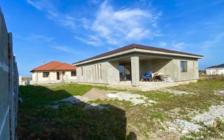 Casa semifinisata in Lazuri - Poză 7