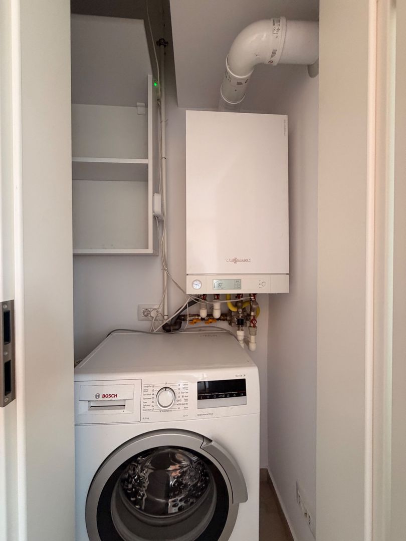 APARTAMENT 4 CAMERE | CENTRALA PROPRIE | RENOVAT COMPLET - Poză 9