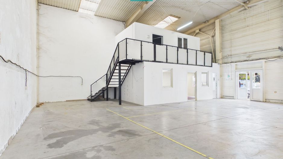 Hală cu suprafața de 167 mp în Arad - Poză 5