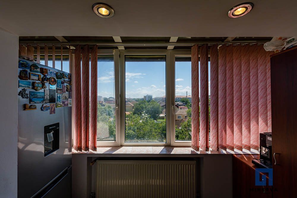 Apartament cu priveliste, 4 cam, decomandat – Zona Lipovei - Poză 11