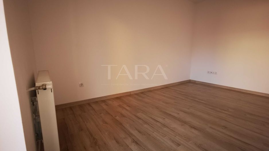 Apartament cu 2 camere în Florești . - Poză 6