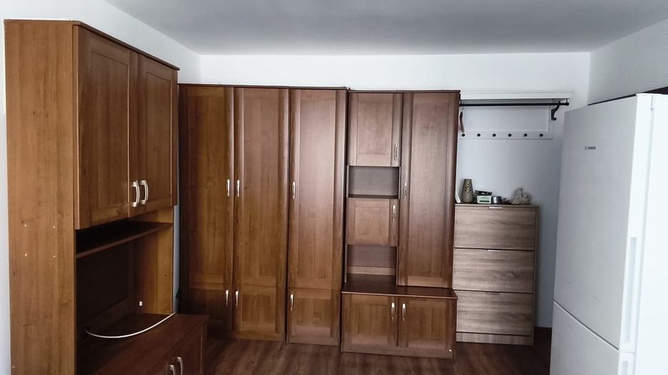 Soarelui-Parcul Pădurice | 2 Camere | Renovat complet | Centraa proprie | Etaj 2 - Poză 3