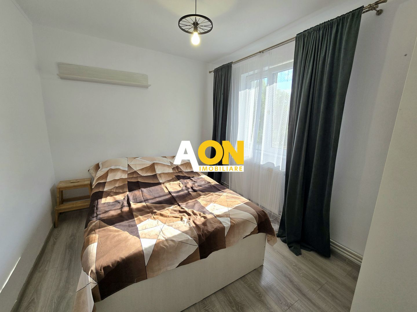 Apartament 3 camere, renovat, etaj 3, Cetate, langa Parcul Unirii - Poză 3
