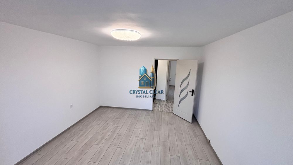 Apartament cu 3 camere - cartier Dâmbu Pietros - Poză 3