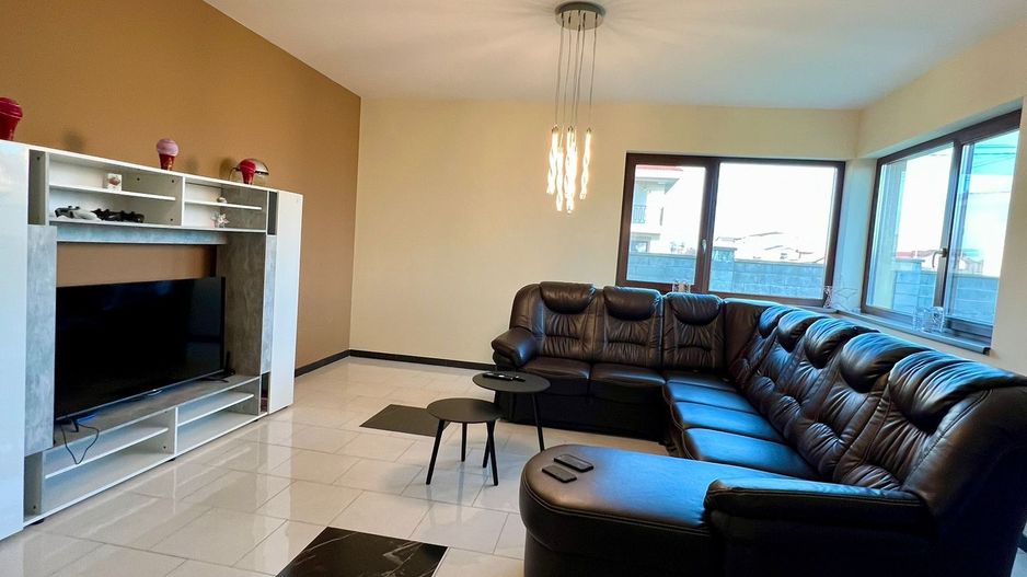 Casa Superba, zona linistita Giroc - Poză 2