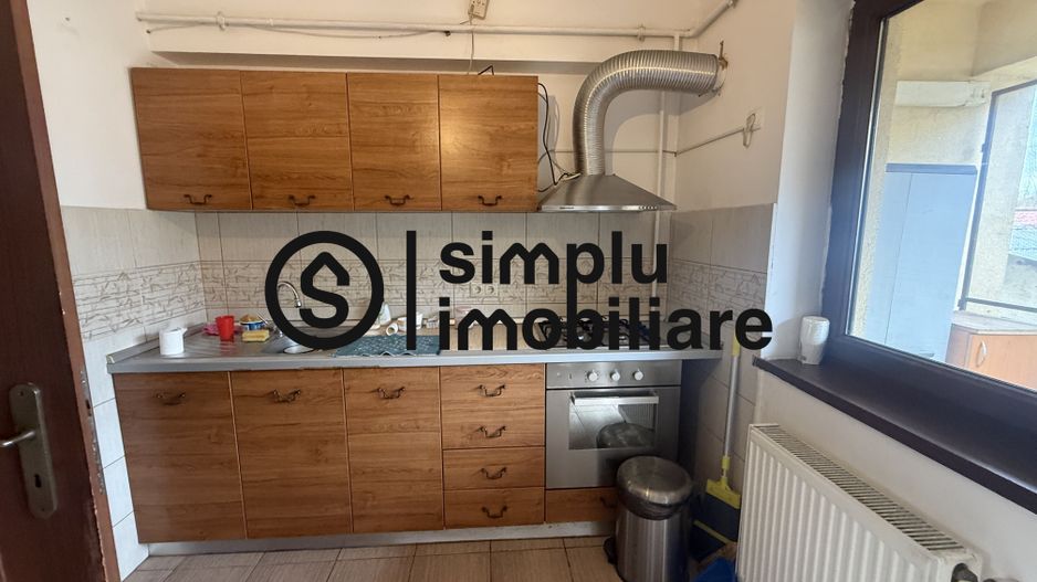 Apartament 3 Camere Decomandat Central et 1/4 - Poză 8