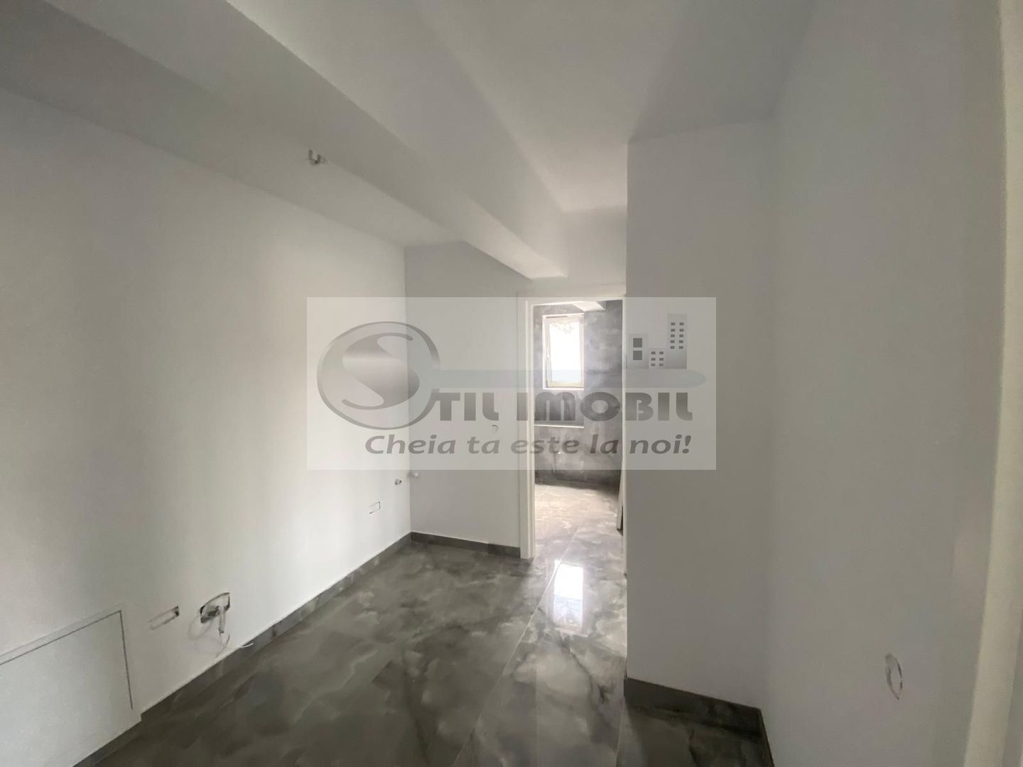 Apartament 2 camere, decomandat, Bucium-Visan, 61mp, pret promotional - Poză 2