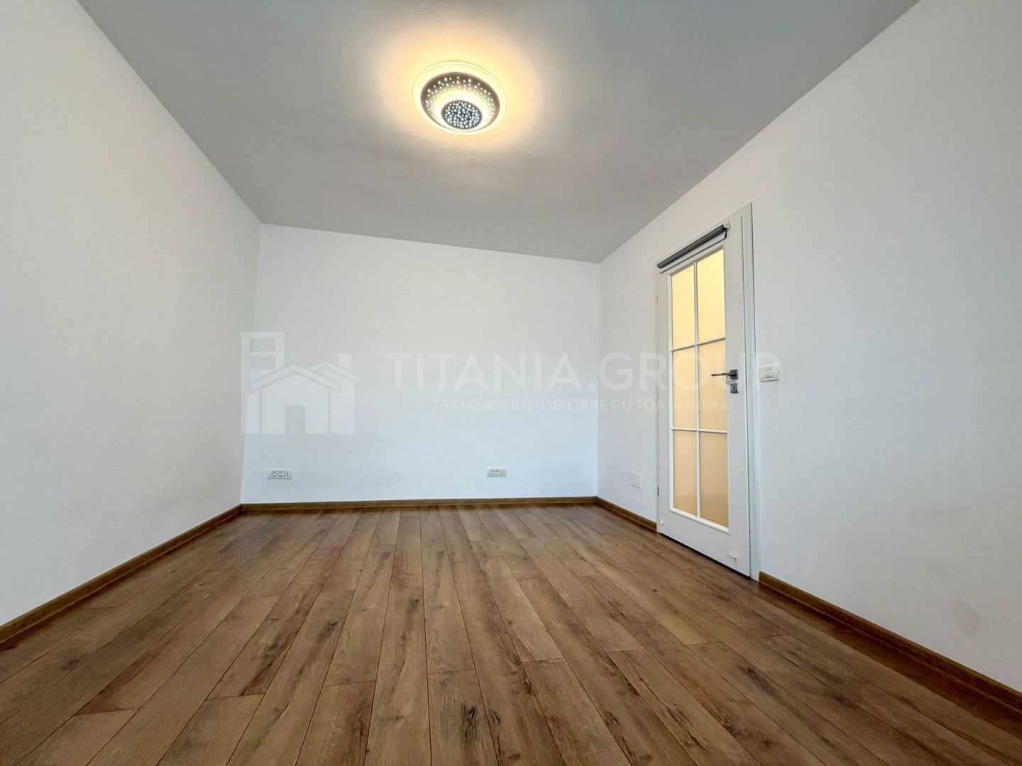 Apartament 2 camere, Victoriei | parcare și boxă - Poză 11
