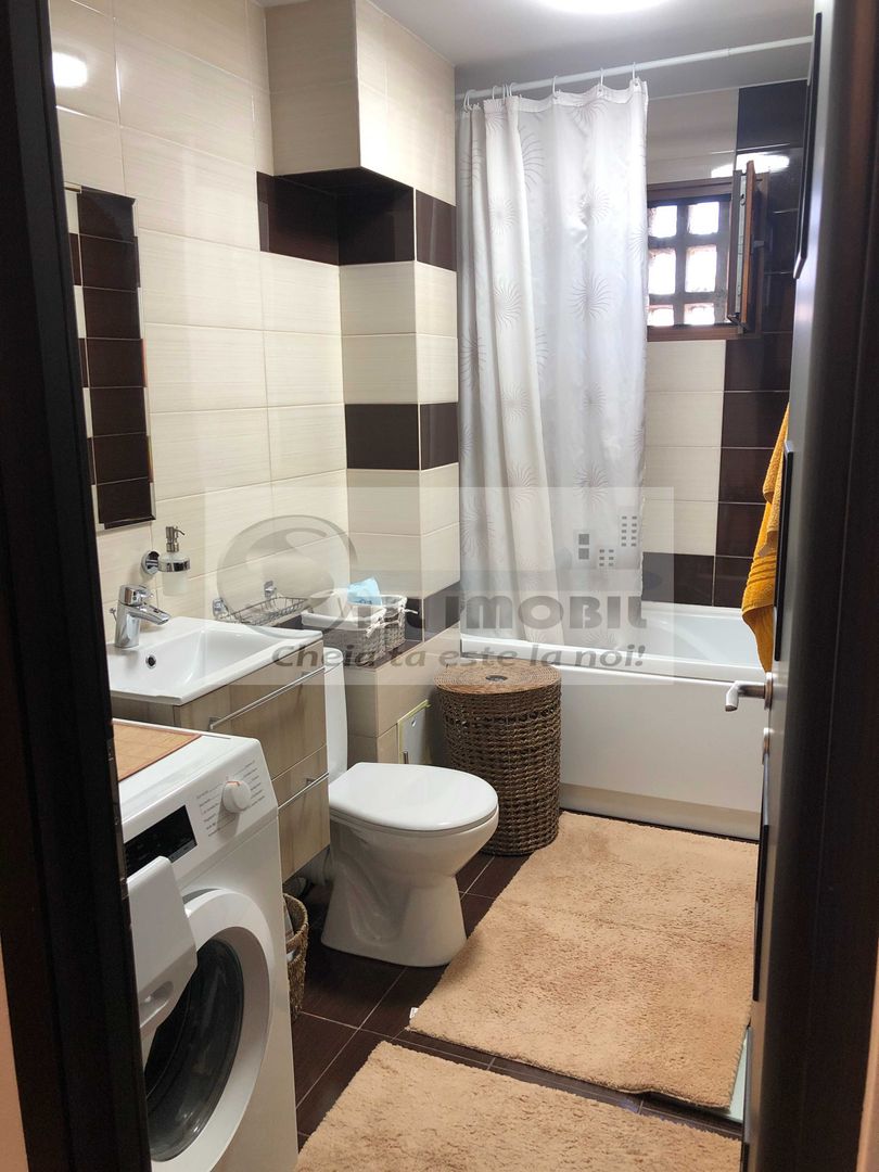 Apartament 2 camere renovat integral – Podu Roș, Bd. Socola - Poză 2