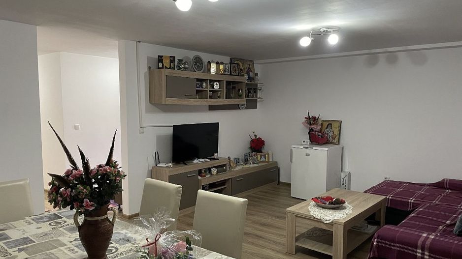 Casa finisata mobilata Satu Mare - Poză 2