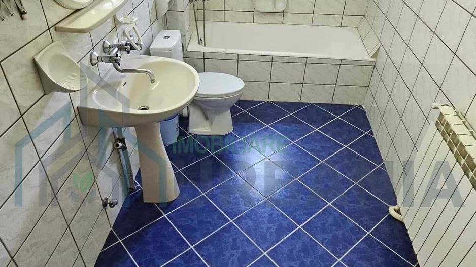 Casa in zona centrala - Poză 6