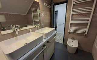 Casa individuala echipata premium cu 4 camere si 2 bai in Cristian - Poză 20