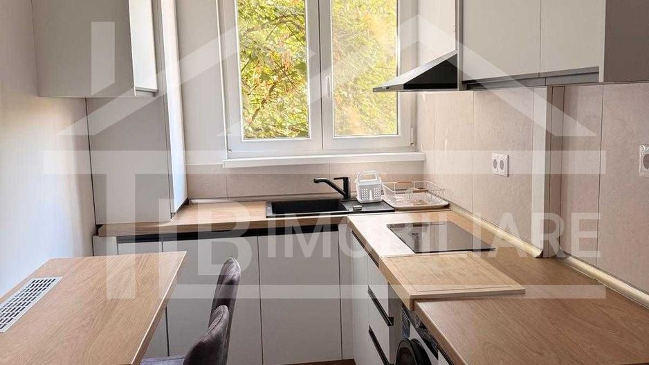 Apartament cu 2 camere, 50 mp, decomandat, Zona UMFST - Poză 4