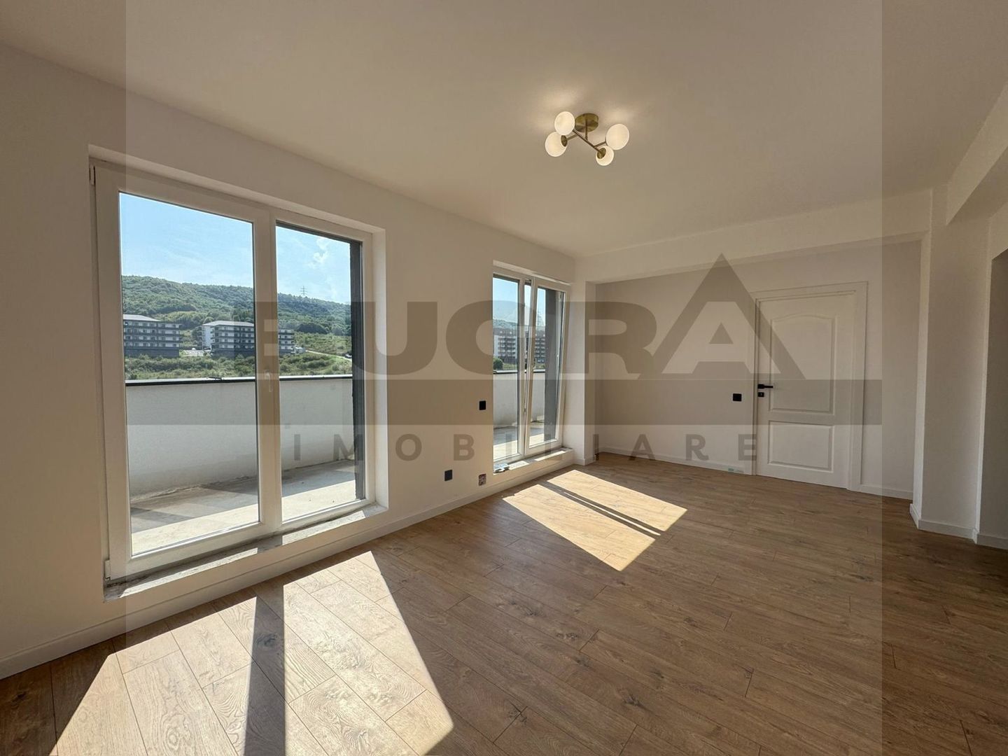 Apartament de 2 camere finisat modern, 52mp, parcare subterana, Terra - Poză 1