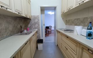 CENTRU SALA SPORTURILOR(COD03)- Casa interbelica si curte generoasa ! - Poză 11