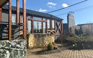 Proprietate unică de vânzare – piscină, restaurant, terasă - Poză 14