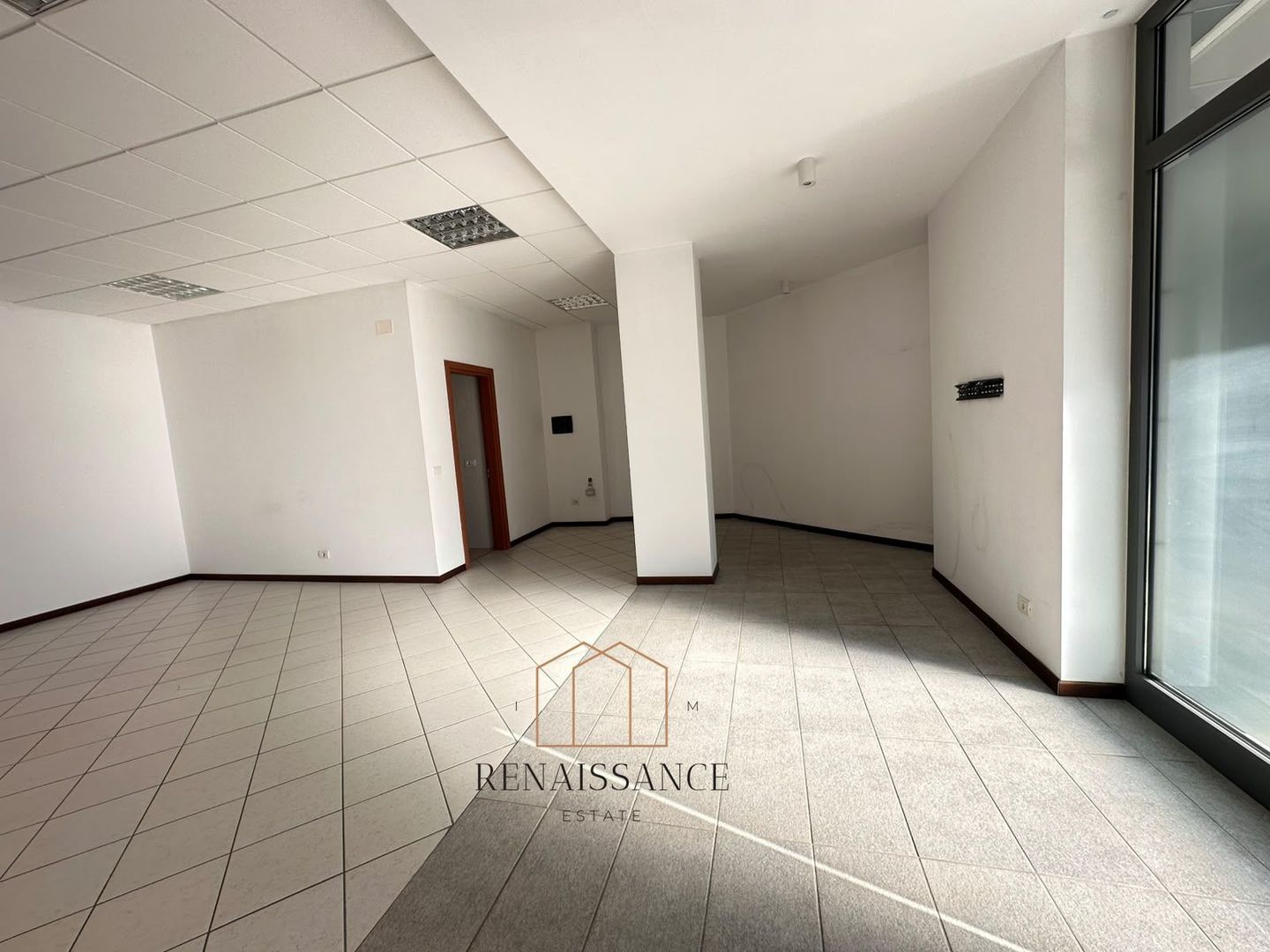 Torontalului Spatiu comercial/birouri de inchiriat 50mp | The Ring - Poză 5