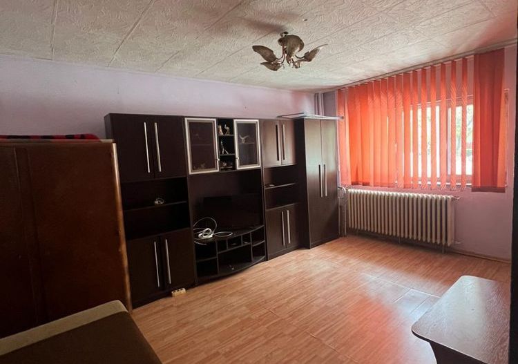 Apartament zona Bd. Chisinau - DIham - Poză 4