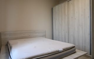 Casa Giroc, 4 camere, 2 bai, curte interioara. - Poză 16