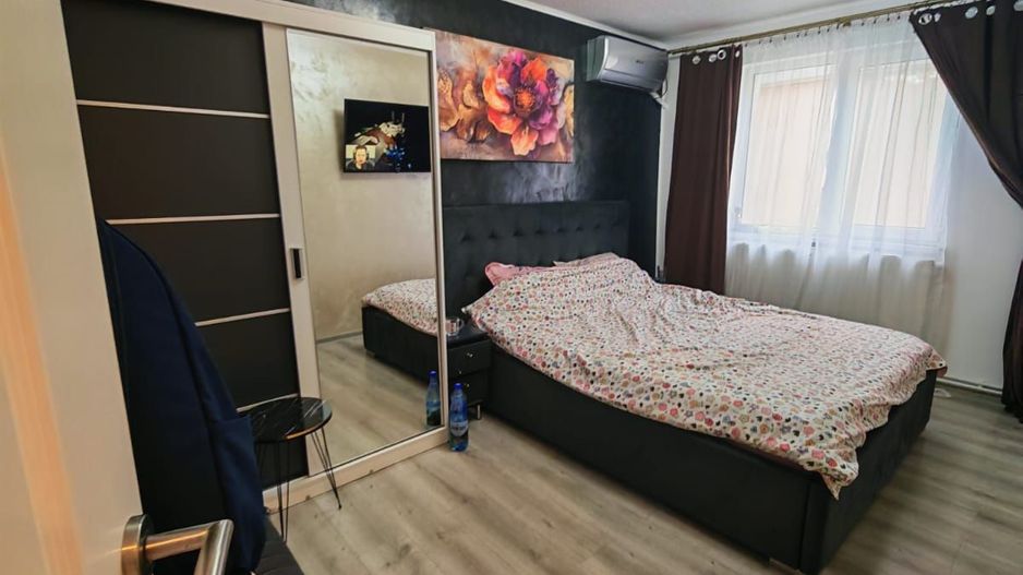 Casa 6 camere 165mp + 160m curte liber Piata Sudului, Obregia, Berceni - Poză 12