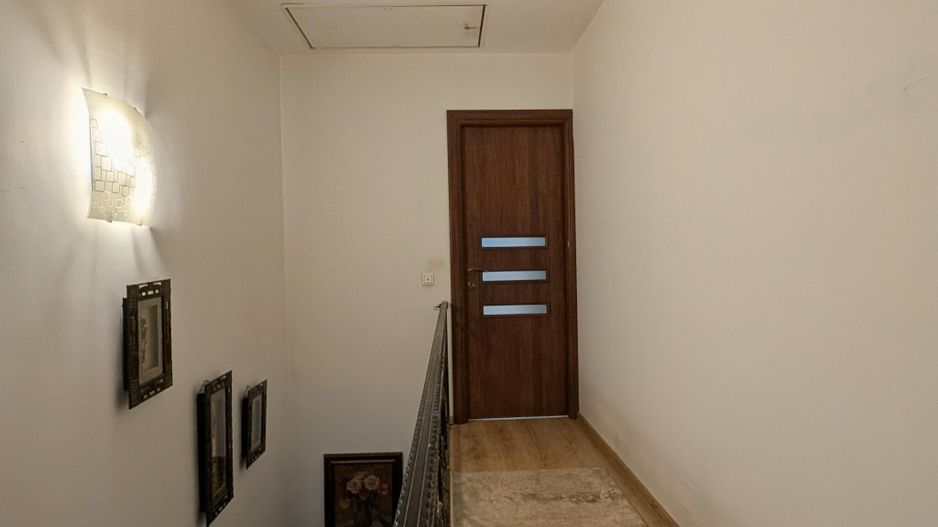 Padurea Cernica - Casa P+1+Pod Inalt, Lot pe Colt 250 Mp, Mobilata - Poză 26