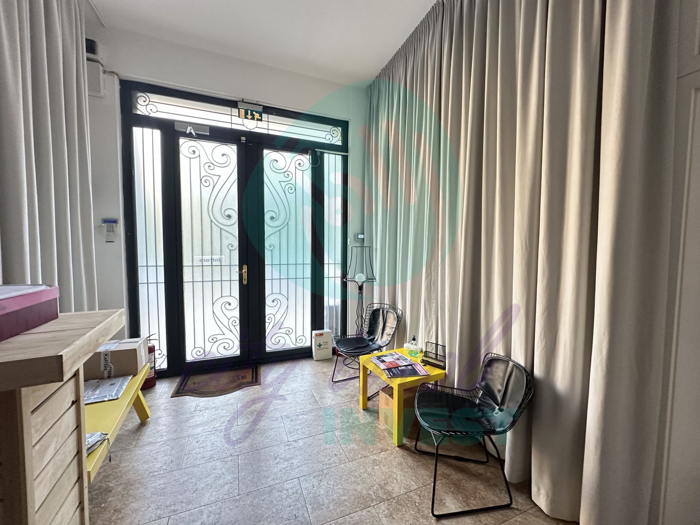 Casă renovată și consolidată, ideală pentru birouri sau activități comerciale - Poză 14