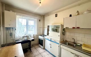 Apartament 2 camere decomandat, etaj 2, str Aurel Vlaicu - Poză 4