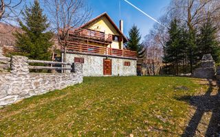 Casă de vacanță în Poiana Mărului. - Poză 24