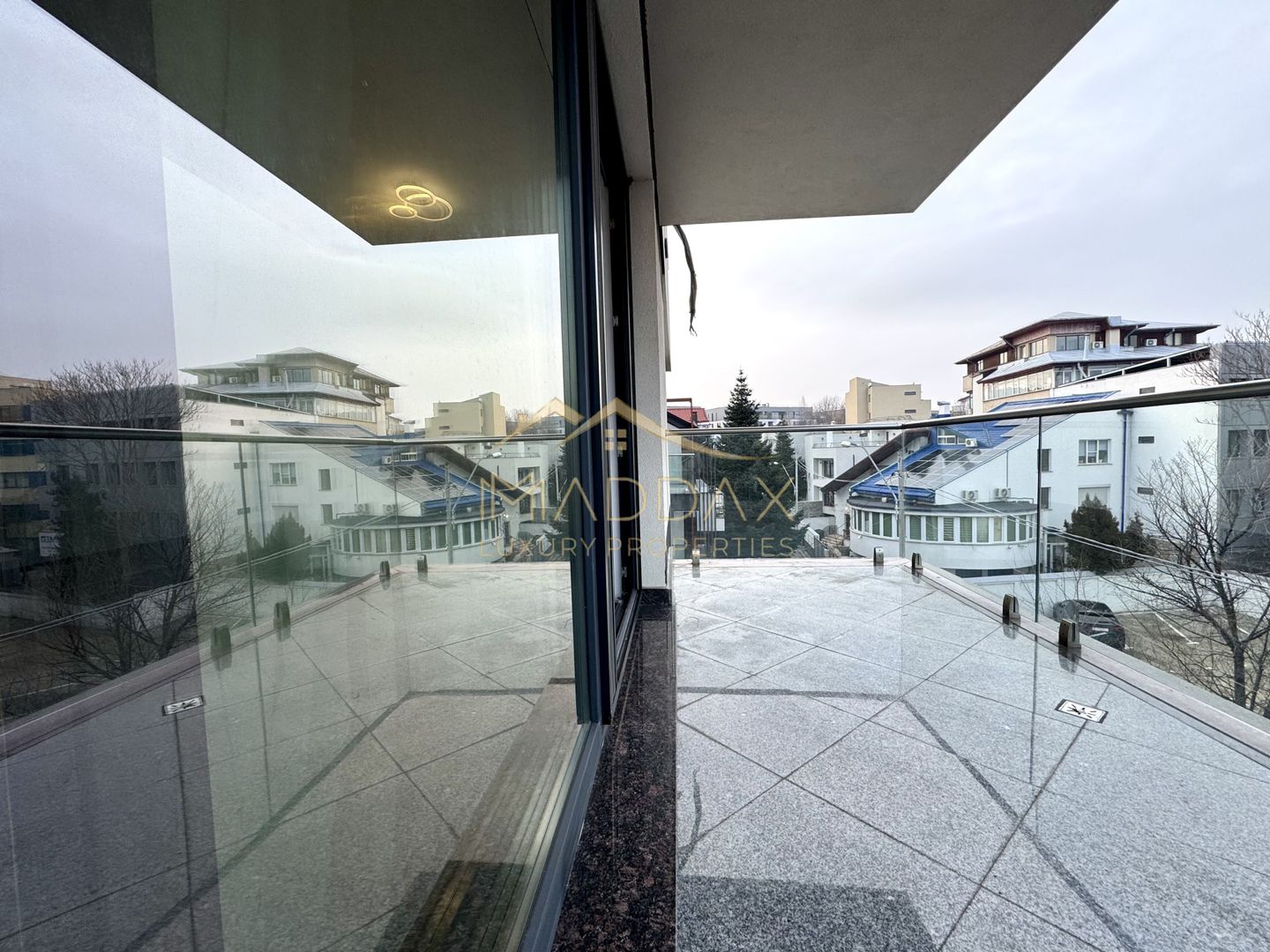 Apartament cu 3 camere *prima inchirere* // zona Herastrau - Poză 13