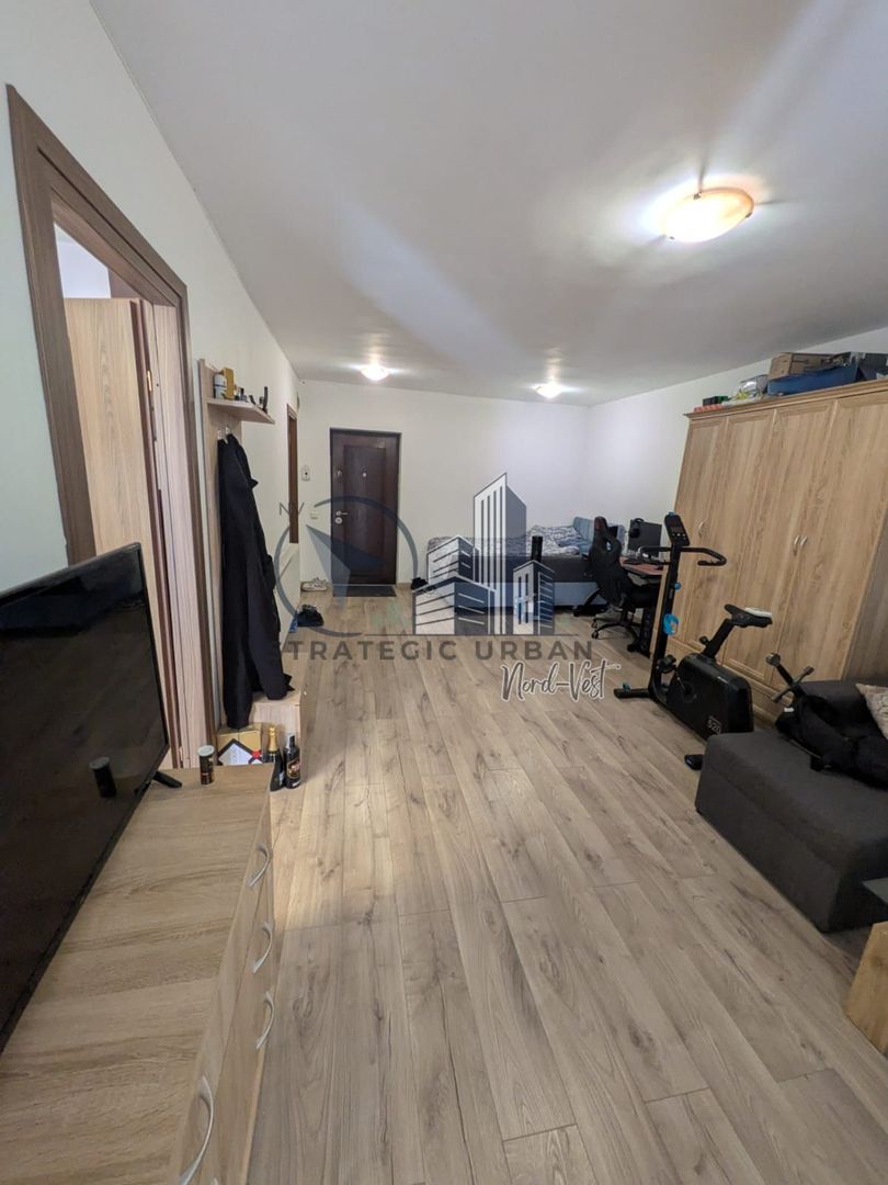 Apartament cu 1 cameră decomandat de vânzare – Zona Stejarului - Poză 2