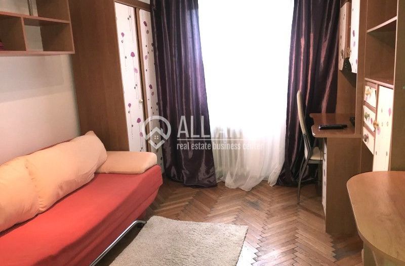 GARA-ABATOR- Apartament de 3 camere foarte spatios si luminos! - Poză 15