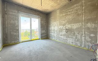 View panoramic , 3 camere +birou/dressing , parcare, Europa - Poză 4