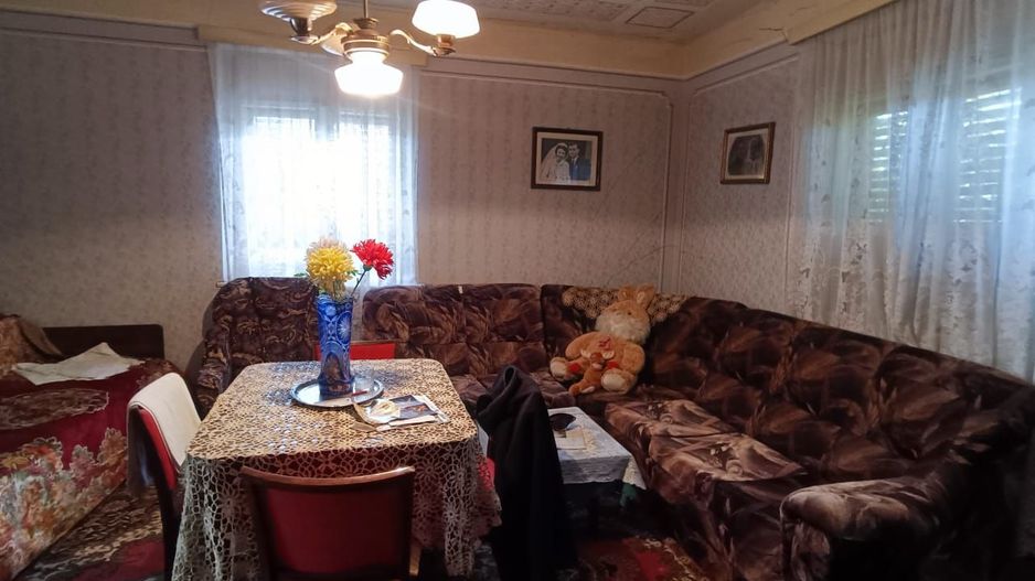 🏡  Casă de Poveste în Șiria, Arad- Locație Rară - Poză 9